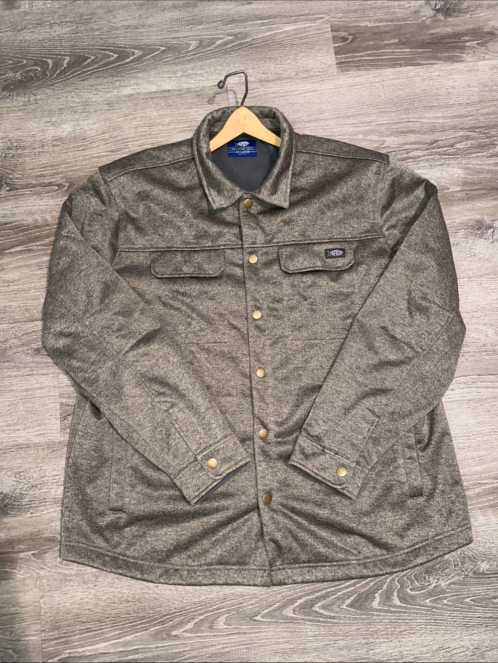 AFTCO Shirt Jacket Tan Color Snap-Front Shirt Jacket Pockets